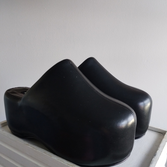 COPY - Simon Miller Bubble Platform Clogs - Picture 5 of 11